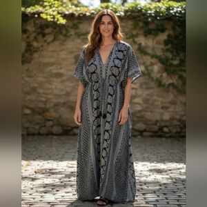 Elan Flowy Maxi Dress Black With White‎ Boho Size Large Slit Up Front Swim Cover
